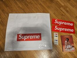 Supreme sac 32x37cm + 4x autocollant
