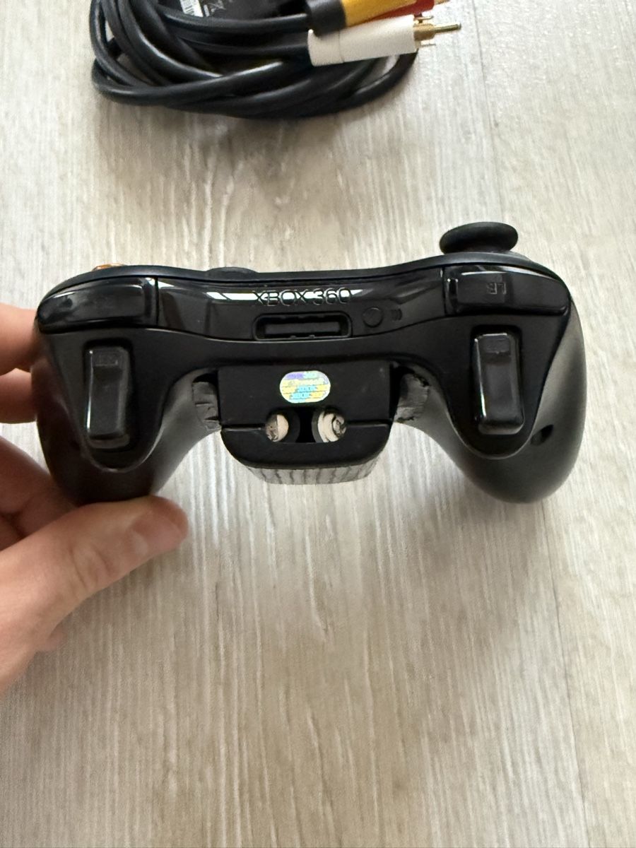 Microsoft Console: XBOX 360 Set inkl. Lenrad – Usato da Rickenbach ZH venduto da Pyro_Iced 6
