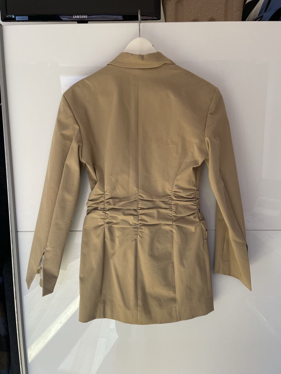 Jacken: Bimba Y Lola beige blazer – Gebraucht aus Basel von ana_6yp9 3
