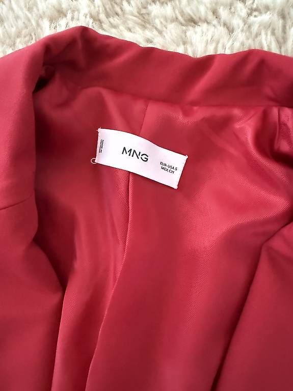 Vestes: Roter Blazer  – D'occasion à Zwingen par KatjaM 1