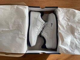 Nike Air Force 1 LV8 Photon Dust 42.5