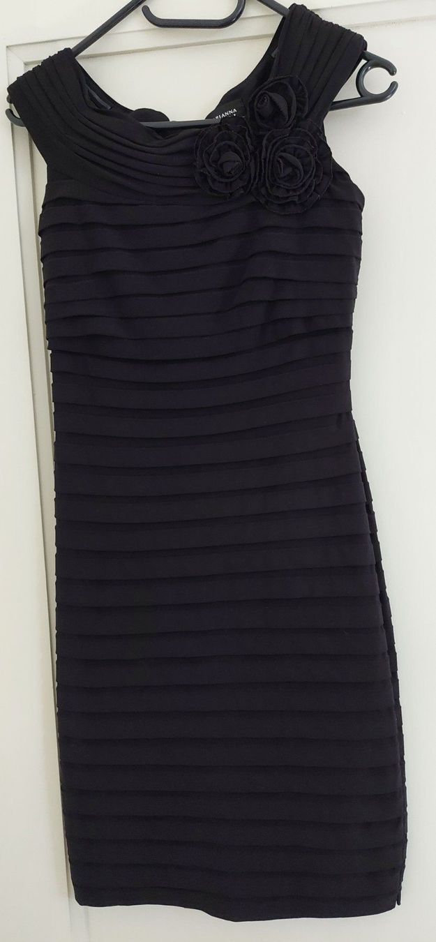 Kleider: Adrianna Papell Cocktail Kleid Gr. S – Gebraucht aus Muri b. Bern von mlutring