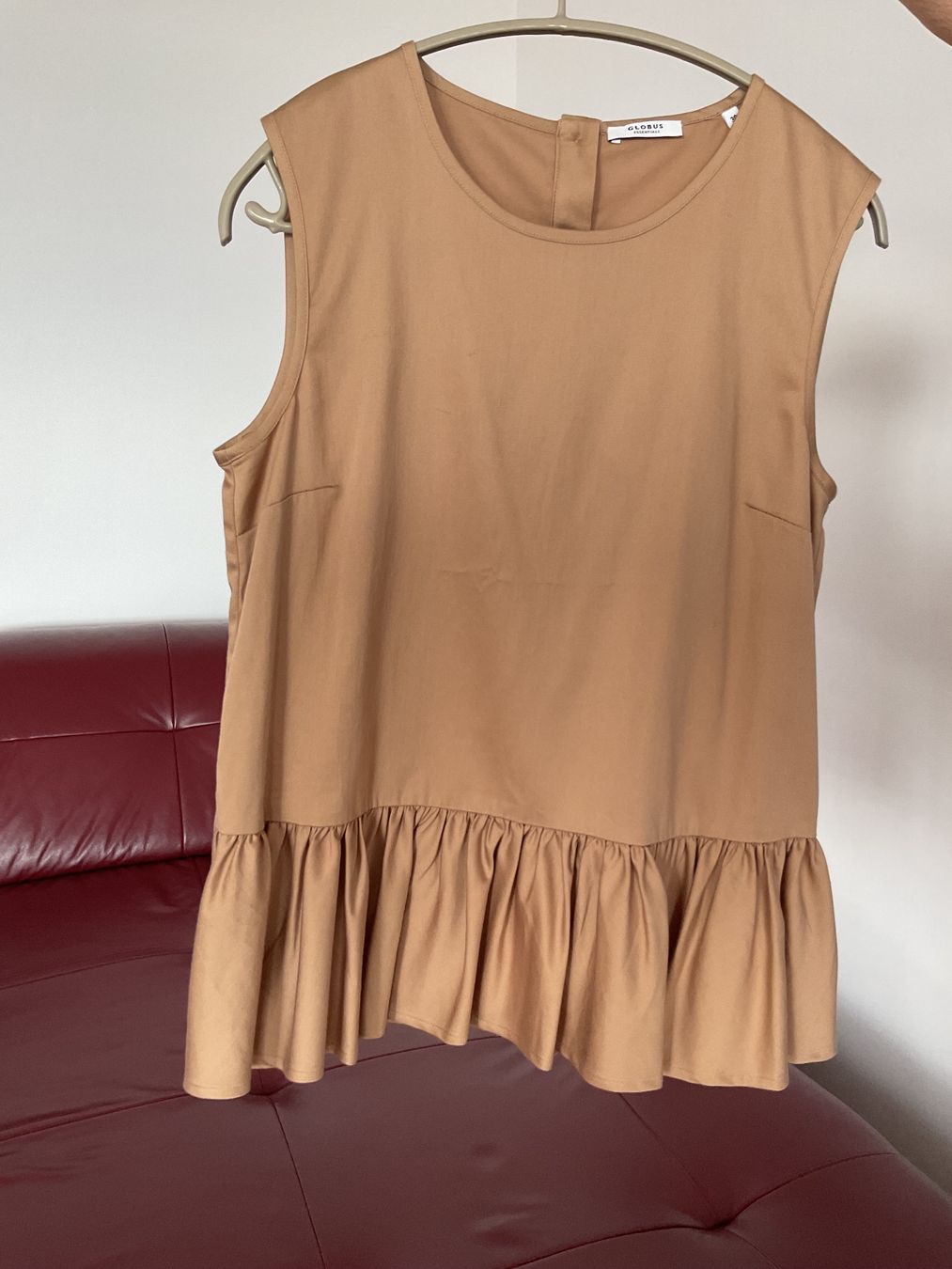 T-shirt: T-shirt – Nuovo (secondo la descrizione) da Neuchâtel venduto da sta_7qfy 4
