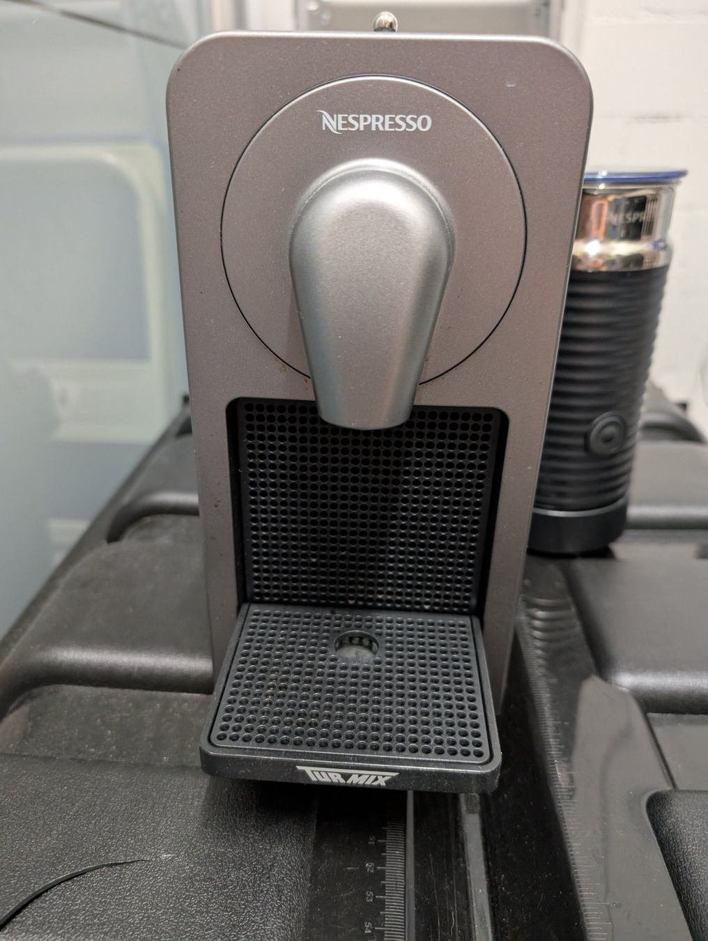Nespresso Kaffeemaschinen & Espressomaschinen: Turmix Prodigio & Milk Titanium – Gebraucht aus Meggen von Schmido007