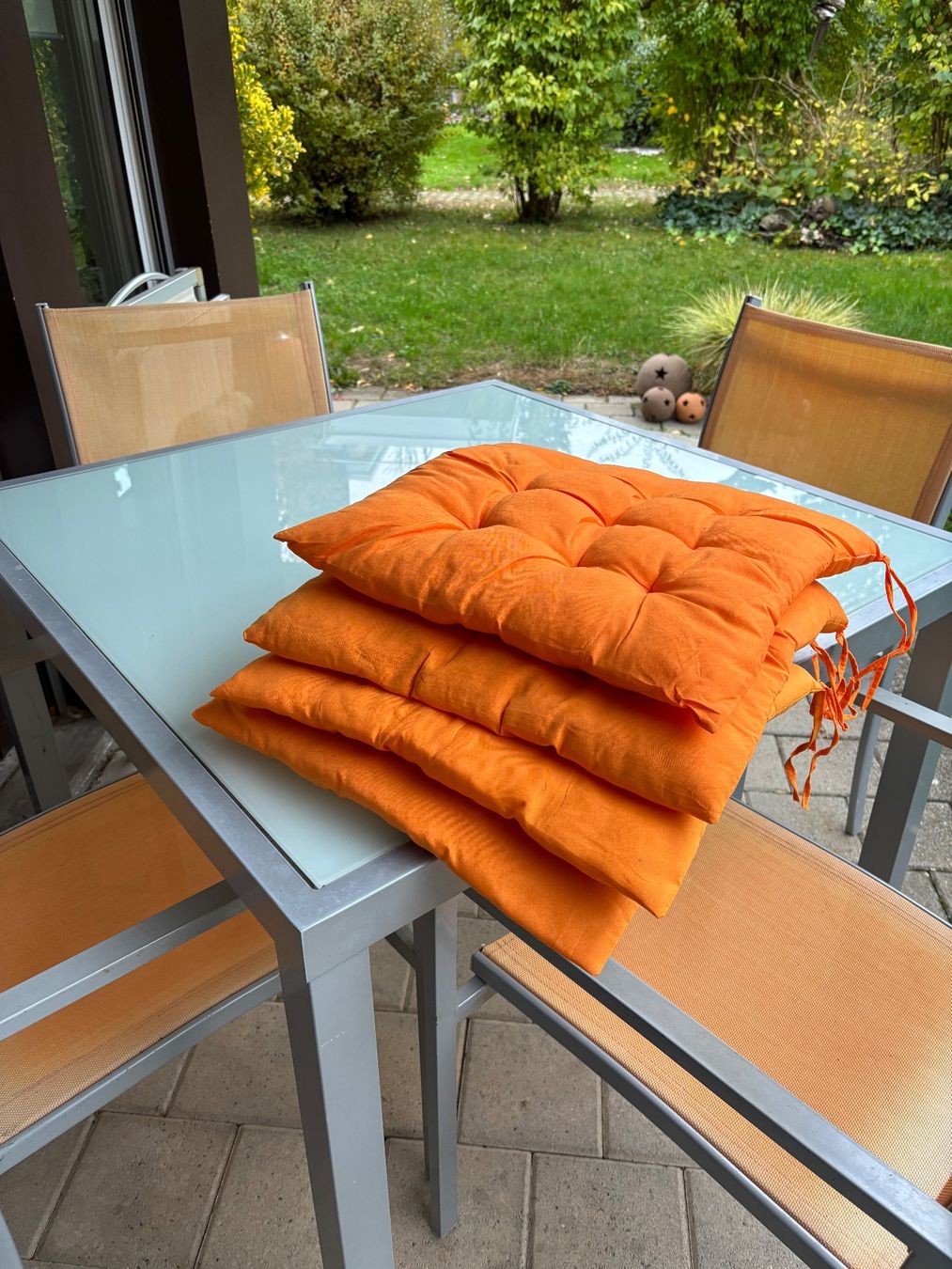 Tischgruppe: Gartentisch mit 4 Gartenstühlen – Gebraucht aus Birmensdorf ZH von magri01 3