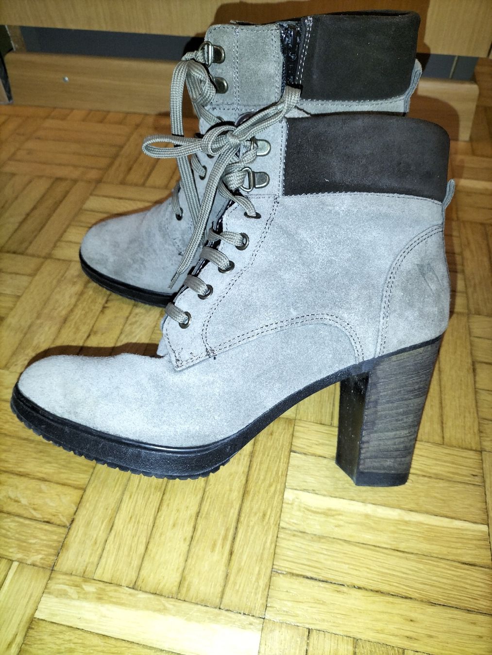 Scarpe da donna: Damen Stiefelette Grösse 39 – Usato da Goldach venduto da ami_2kwl
