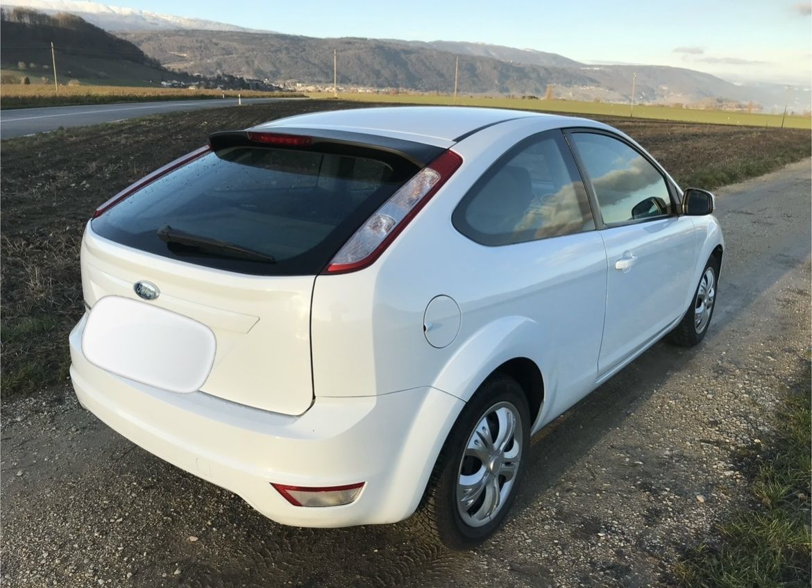 Ford Autos: Ford Focus Limousine 1.4 – Gebraucht aus Ipsach von takacseni 2