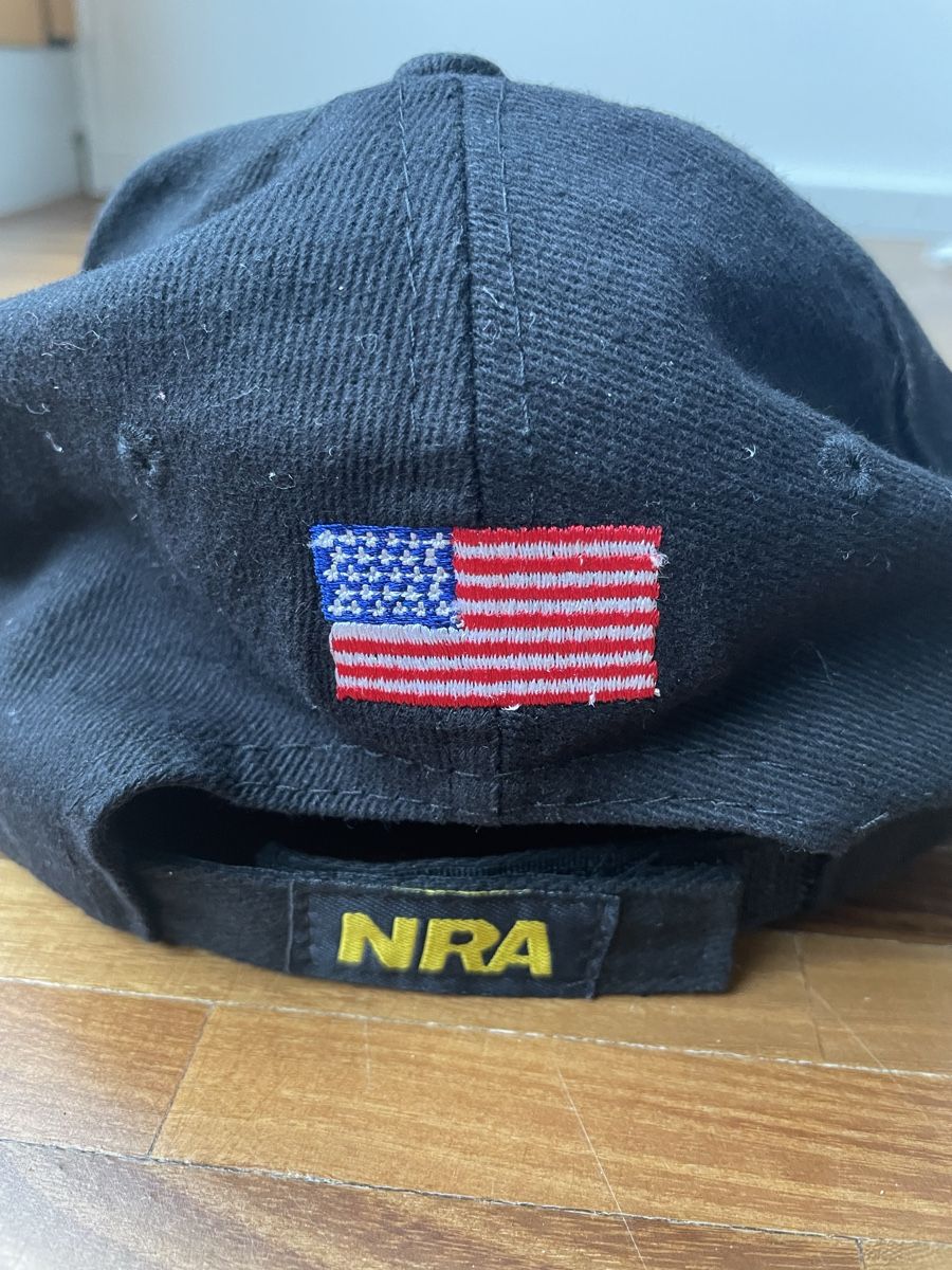 Altro in  Abbigliamento & Accessori: NRA Baseballcap – Usato da Luzern venduto da dividus 1