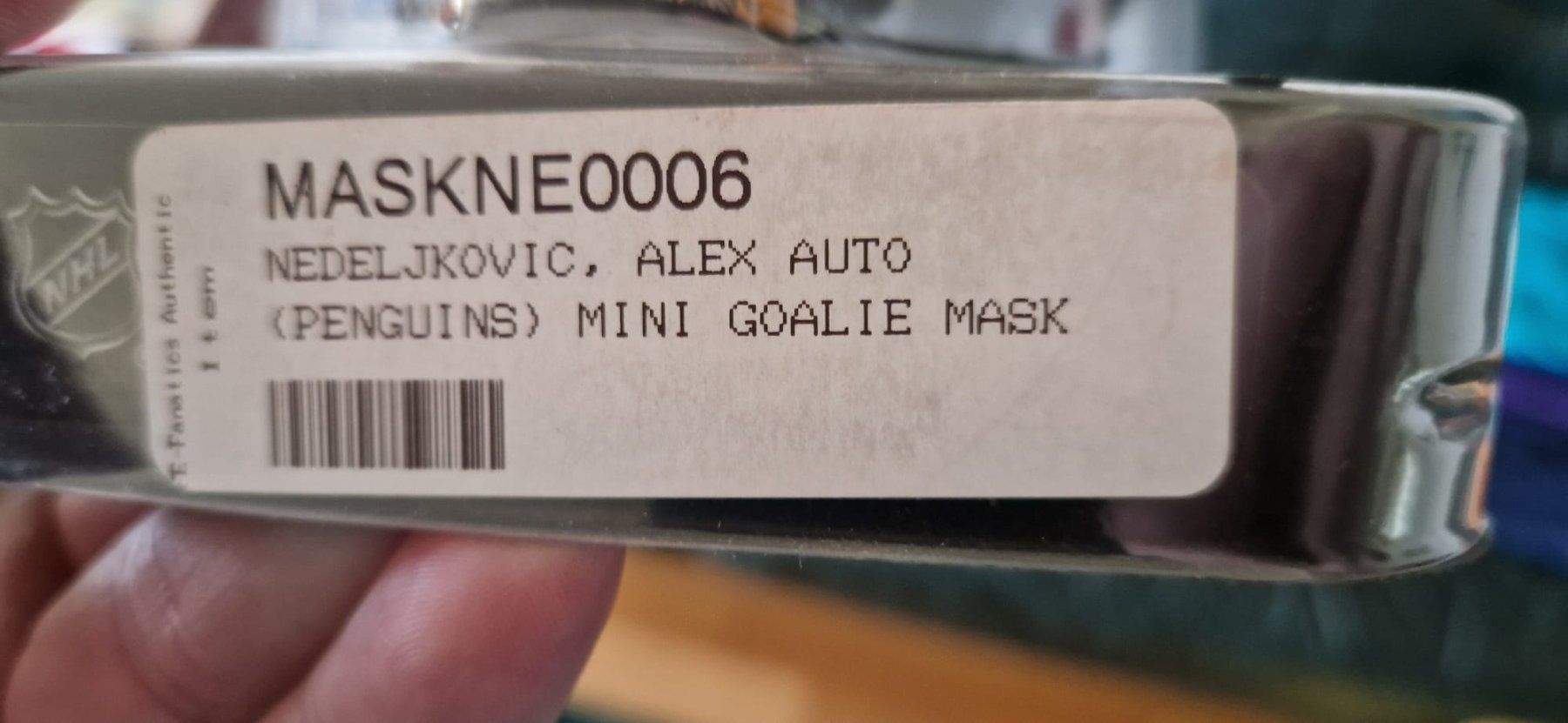 Dipinti: Mini helmet NHL signé par NEDELJKOVIC – Nuovo e nell'imballaggio originale da Lutry venduto da SwissBBCards 3