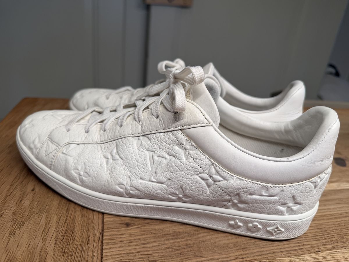 Louis Vuitton Scarpe da uomo: Louis Vuitton Sneaker Luxembourg – Usato da Bern venduto da LVGG 3