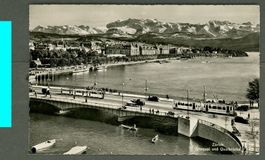 AK sw Zürich ZH Utoquai,Quaibrücke,Tram, sehr belebt ≈1949 