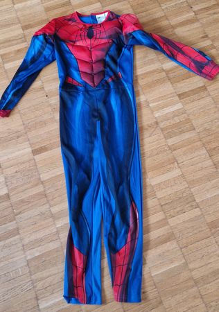 H&M Spider-Man Kostüm, Grösse 122/128, super Zustand!