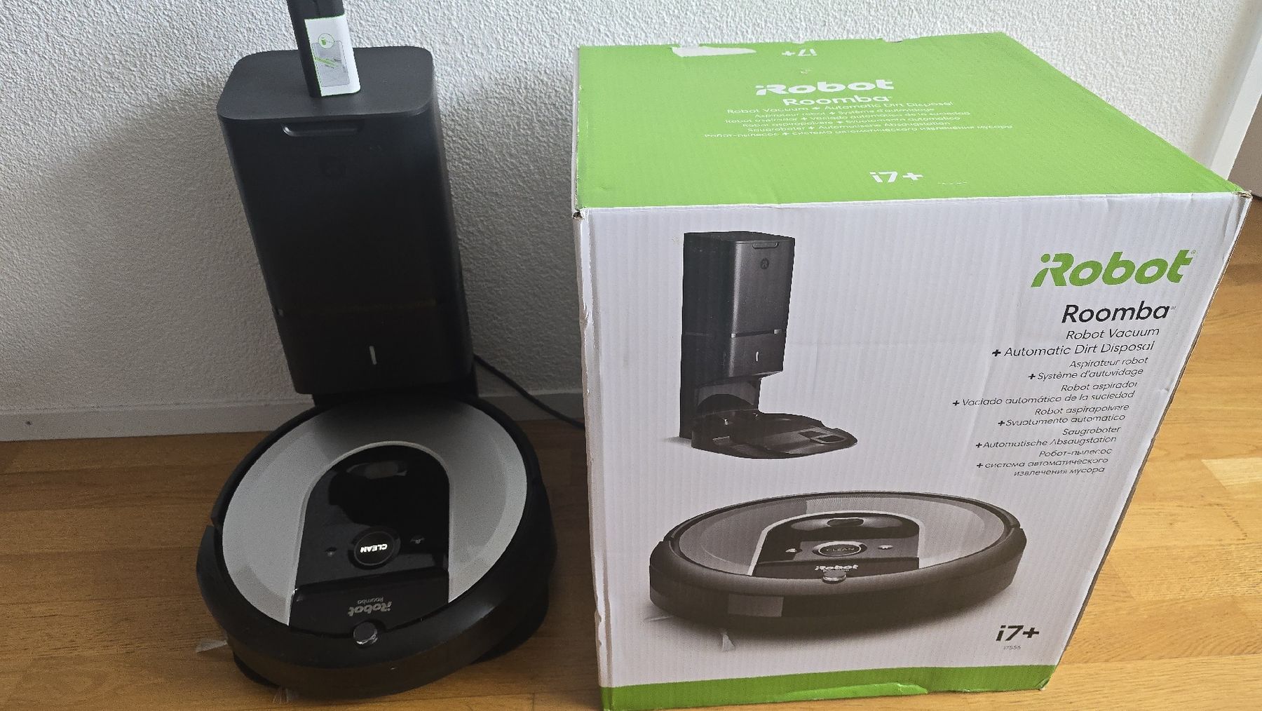 Irobot Staubsauger & Zubehör: I robot Roomba i7+ – Gebraucht aus Derendingen von Profivark