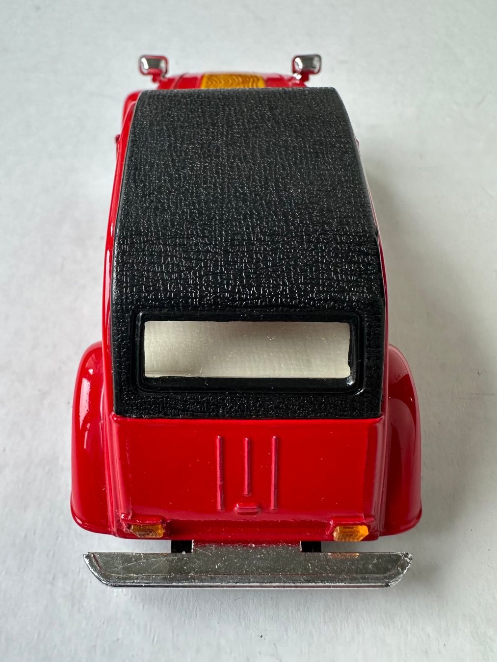 Citroën Modellini d'auto: Citröen 2CV Modell, Döschwo – Usato da Adligenswil venduto da e17s15 5