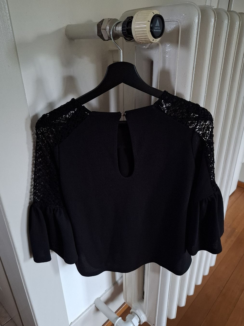 Vero Moda Camicette: Schwarze Hippiebluse Vero Moda – Usato da Muri b. Bern venduto da hos_qg29 1
