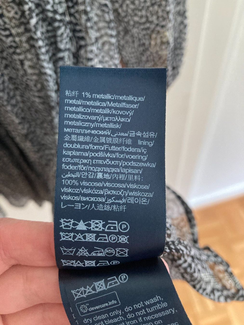 Tommy Hilfiger Kleider: Tommy Hilfiger Kleid – Neu (gemäss Beschreibung) aus Zürich von cloud_303 3