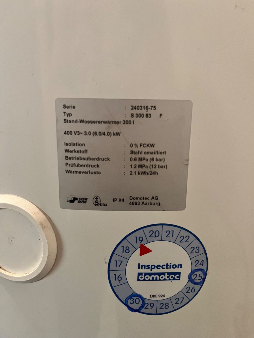 Sanitari: Boiler 300 L – Usato da Safenwil venduto da con_w9r7 1