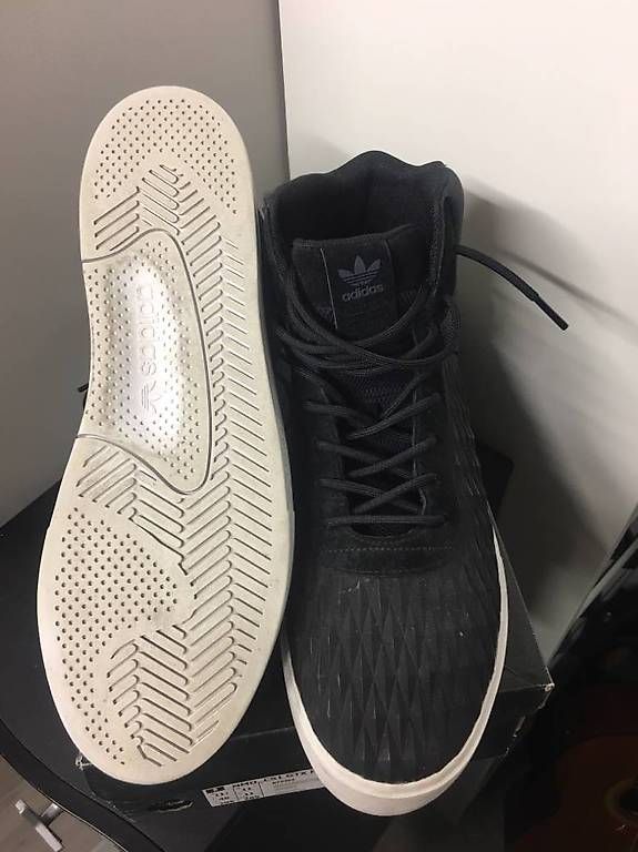 Chaussures hommes: Adidas noir 46 – D'occasion à maules par sadso 2