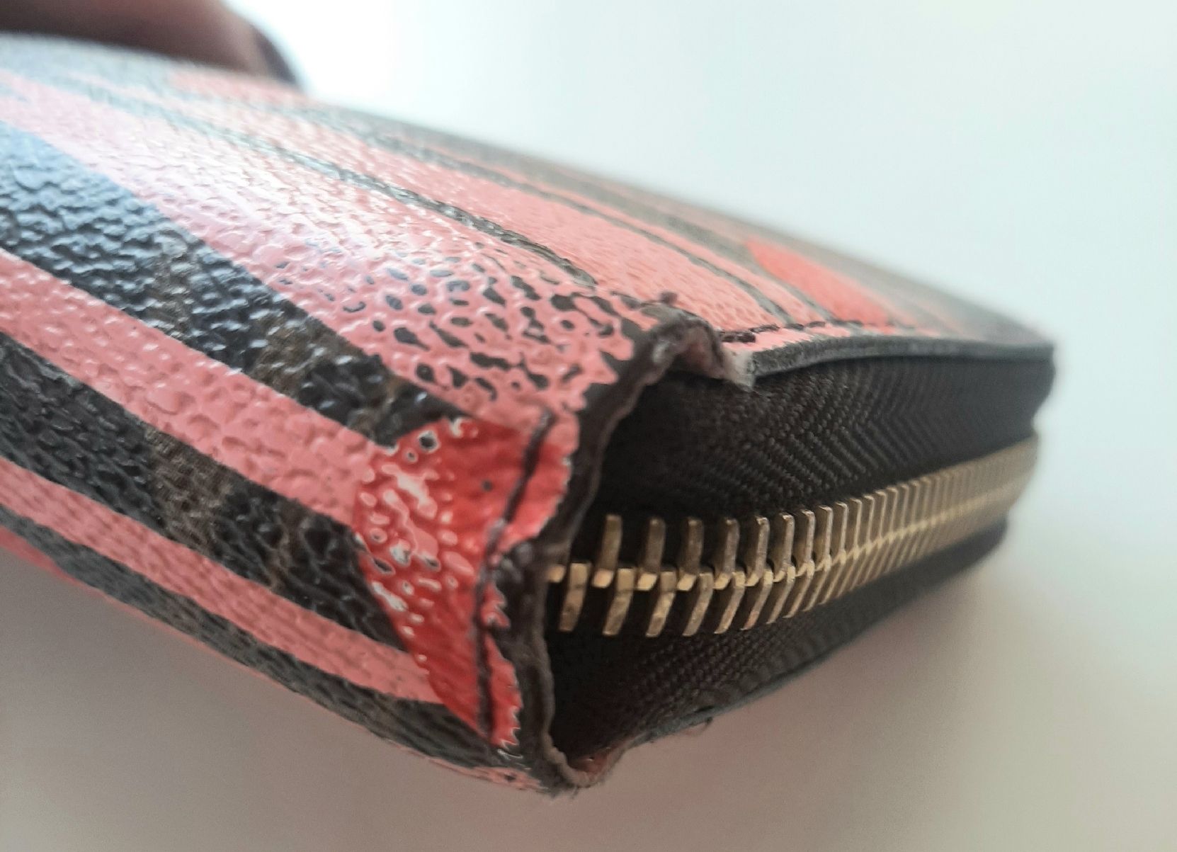 Louis Vuitton Portafogli: Portefeuille Louis Vuitton édition limitée – Usato da Chêne-Bourg venduto da chsandra34 6