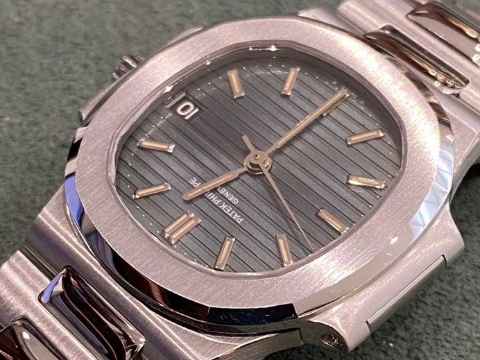Patek Philippe Orologi: Patek Philippe Nautilus 3800/1A – Usato da Pfäffikon SZ venduto da StanleyCup 5