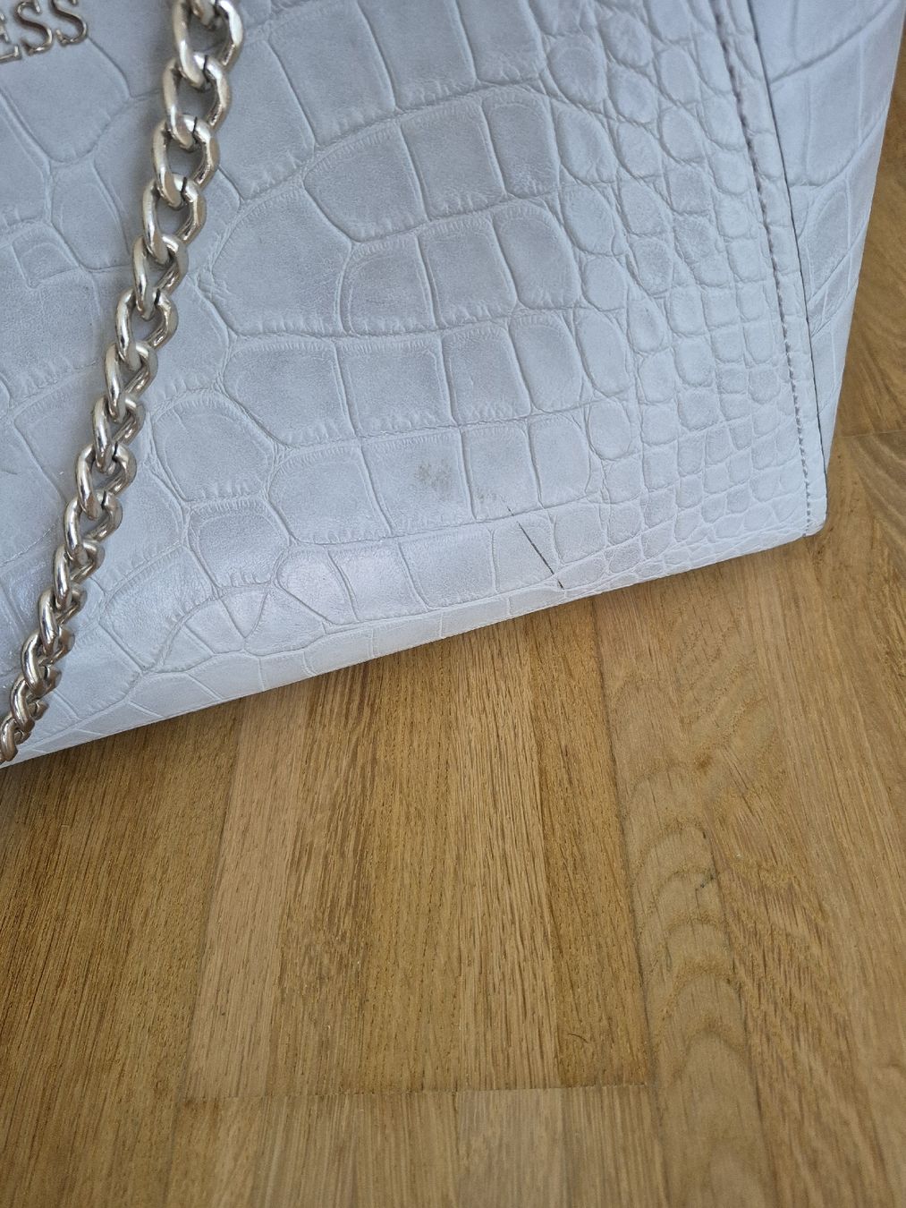 Guess Borse da donna: Guess Handtasche – Usato da Aarberg venduto da Tam-20 4