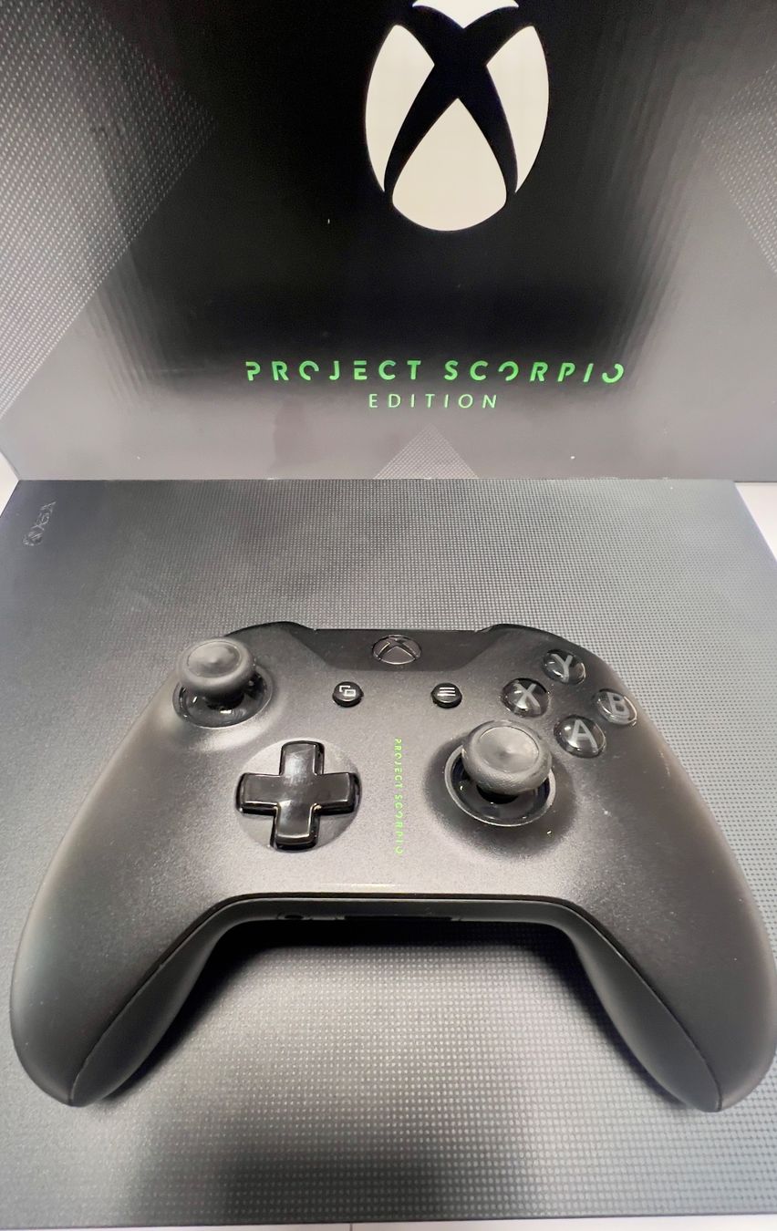 Microsoft Konsolen: XBox Project Scorpio Edition 1TB 4k – Gebraucht aus Sion von ROBY_ROBY_ROBY 2