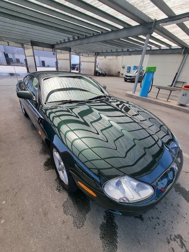 Automobili: Jaguar XK8 Coupe, Jg. 1997 – Usato da Zürich venduto da Pinogaudio 1
