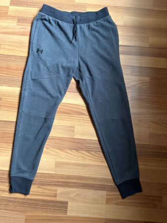 Under Armour Trainingshose Grau Gr XL Neuwertig