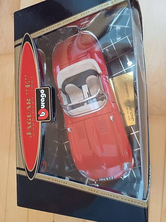 Voitures modèles: Modellauto Jaguar E – D'occasion à Lützelflüh-Goldb par Samoth71 3