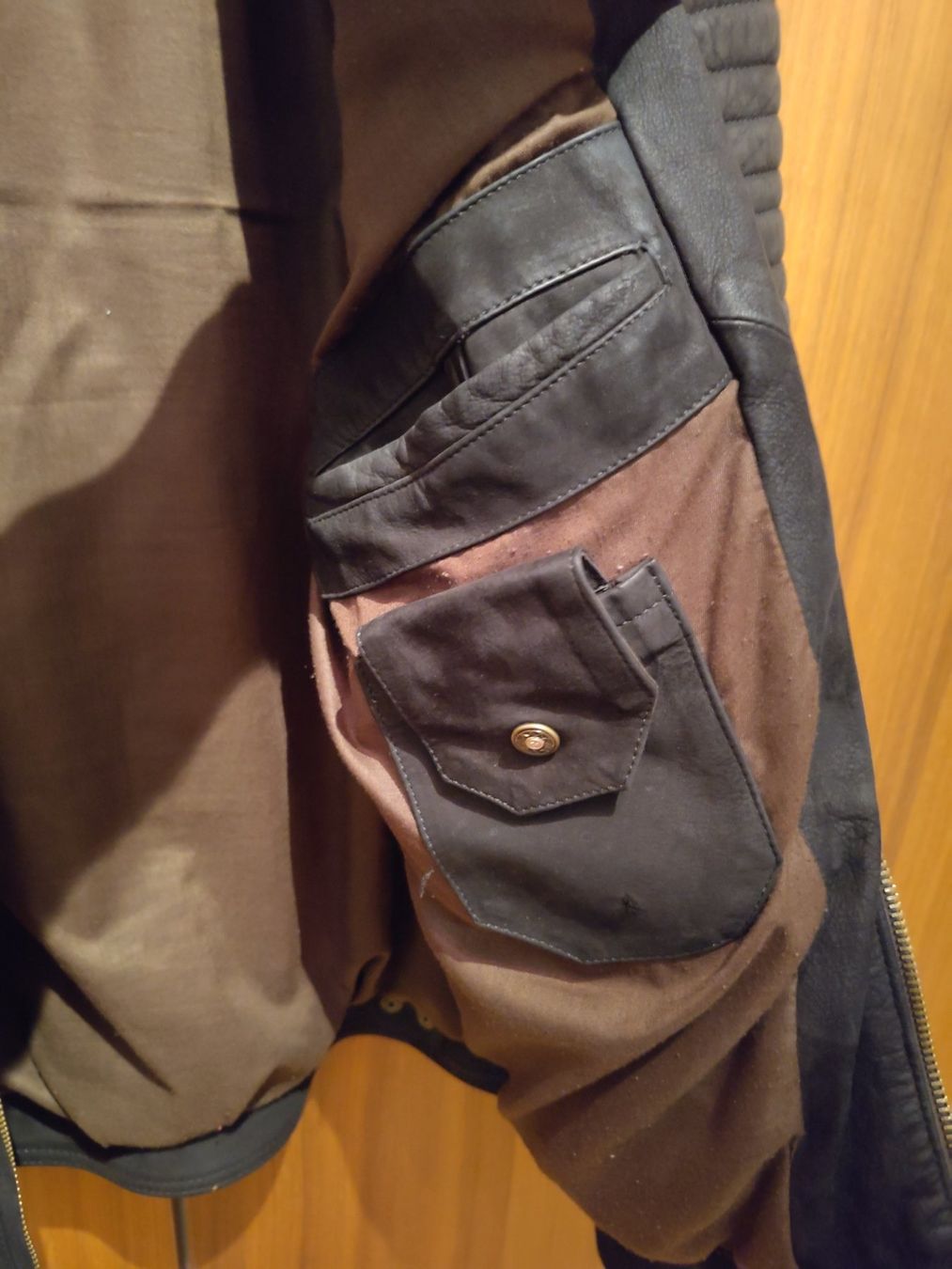 Vera Pelle Giacche: Lederjacke – Usato da Bern venduto da Linii 3