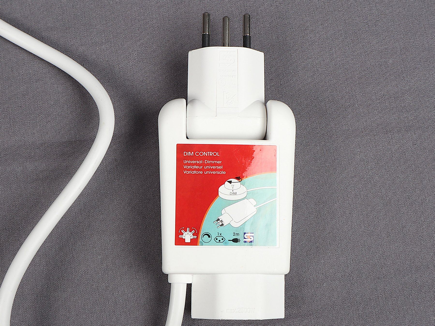 Interrupteurs: DIM CONTROL Universal-Dimmer – D'occasion à Steinen par Restwert_Steinen 2
