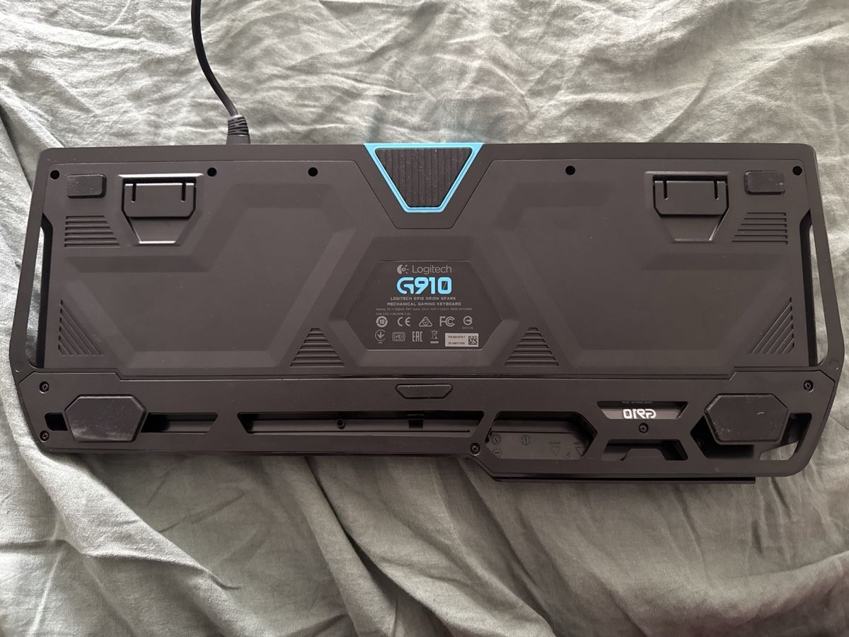 Logitech Tastiere: Logitech G910 RGB Gaming-Keyboard – Nuovo (secondo la descrizione) da Birsfelden venduto da Vali2424 1