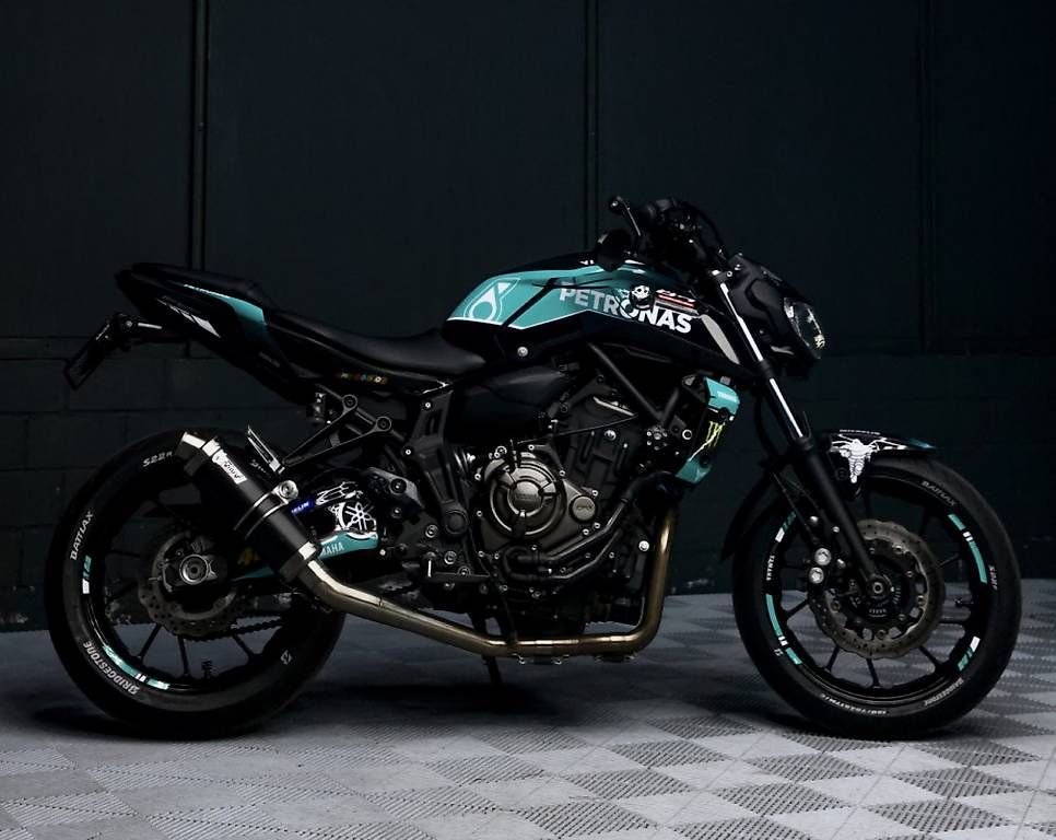 Strada: YAMAHA MT07 (35KW) – Usato da Döttingen venduto da Chris13122003