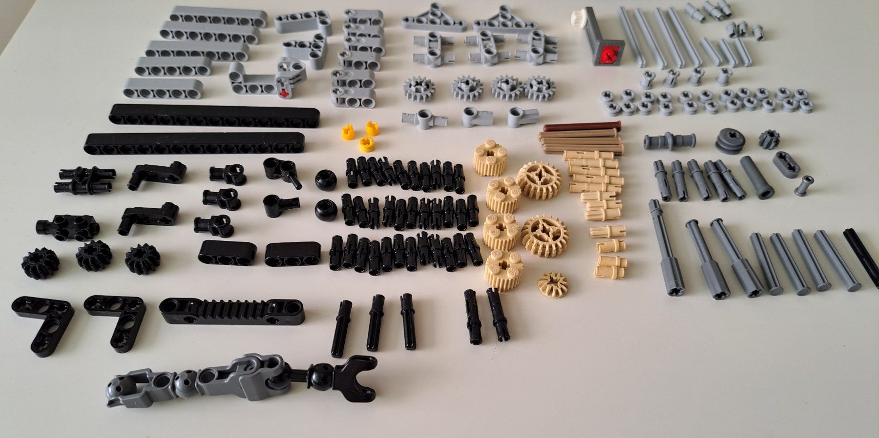 Lego Kit di costruzioni: LEGO Technic: Diverse kleine Elemente – Usato da Affoltern am Albis venduto da saminou01 1
