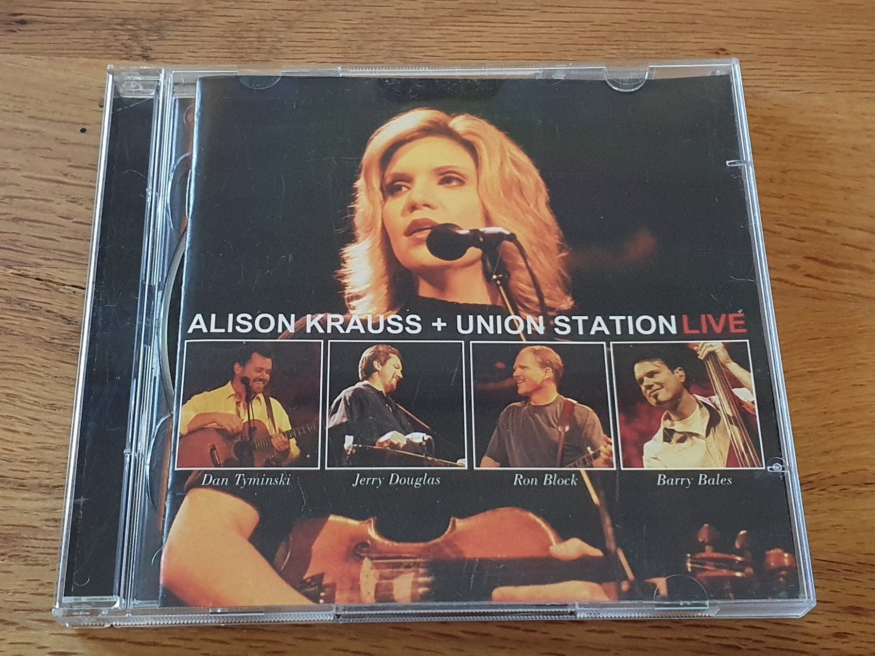 CD: Alison Krauss + Union Station - Live - 2 CD – Usato da Auenstein venduto da Trilos