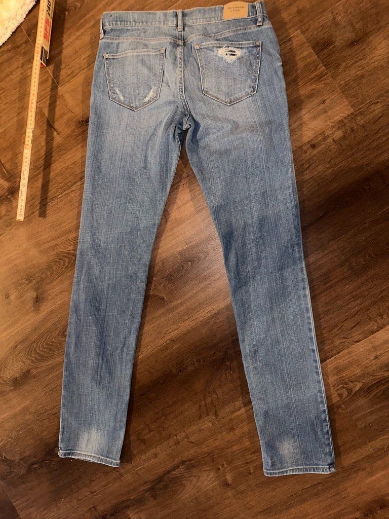 Abercrombie Jeans: Abercrombie Jeans - 28-35 – Usato da St-Sulpice VD venduto da juhdu 4