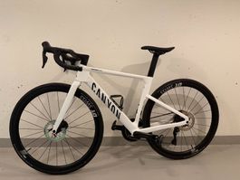 Canyon Endurace CF SLX 7 Di2 – Grösse XS – Chrome Whisper