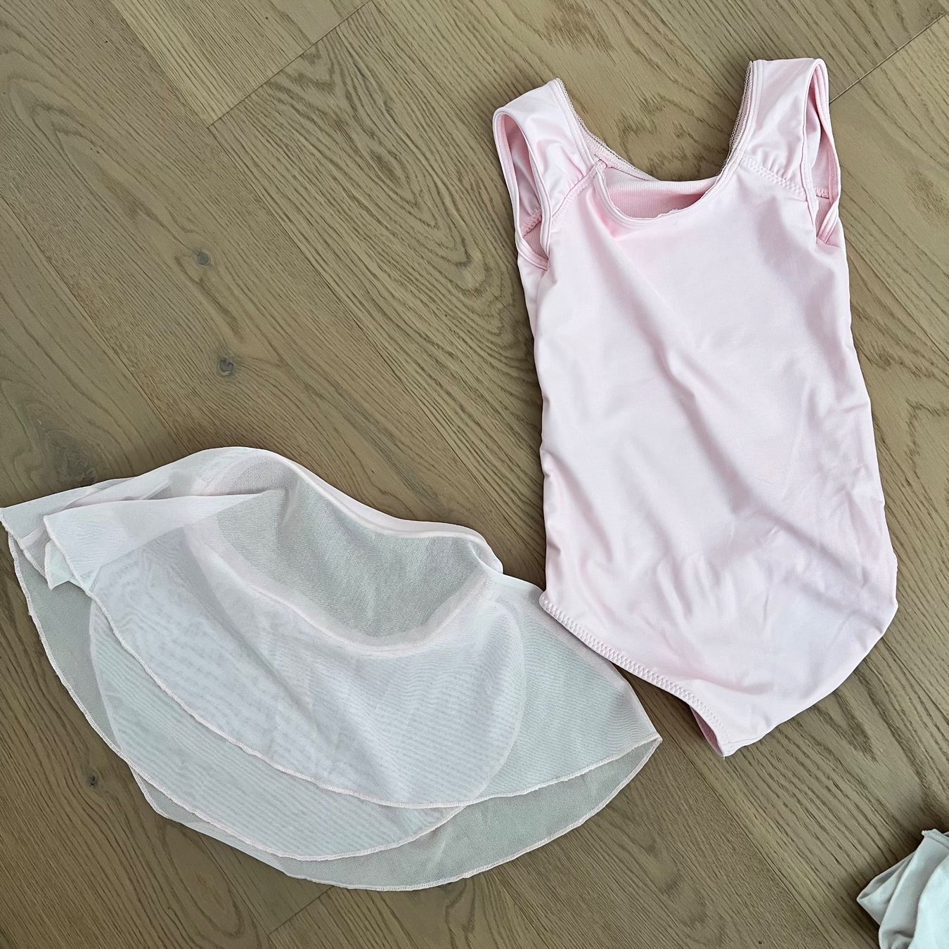 Vestiti & Gonne: Set Ballettkleider 4-5 J. – Usato da Oberwil BL venduto da noelita_cw 3