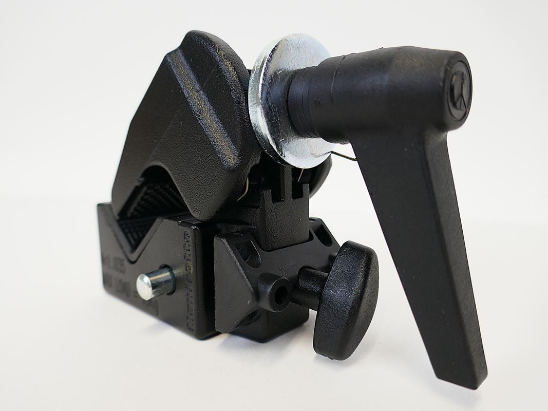 Manfrotto Wandhalterungen: Manfrotto Super Klemme – Gebraucht aus Urtenen-Schönbühl von Restwert_Schoenbuehl 2