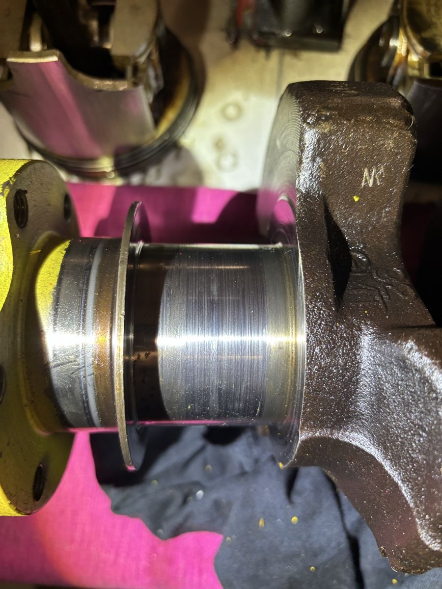 GM Motori: GM 3834810 V8 Motor – Usato da Oberwil BL venduto da nic_pz2y 4