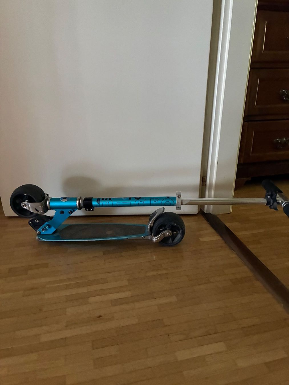 Kickboard: Trottinette pliable – D'occasion à Versoix par ali_v2sm 1