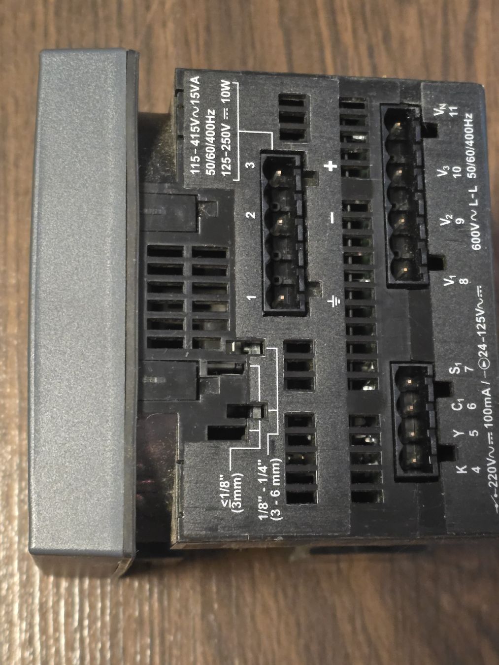 Schneider Componenti elettronici: PowerLogic PM810MG Power Meter Schneider Electric – Usato da Baden venduto da swiss-alps 1