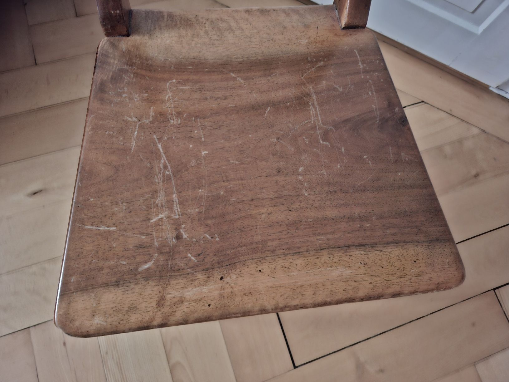 Stühle: Antiker Biedermeier Holzstuhl – Gebraucht aus Stäfa von UH82 3