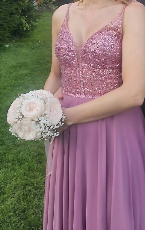 Robes: Ballkleid – D'occasion à Liestal par loo_bh95 1