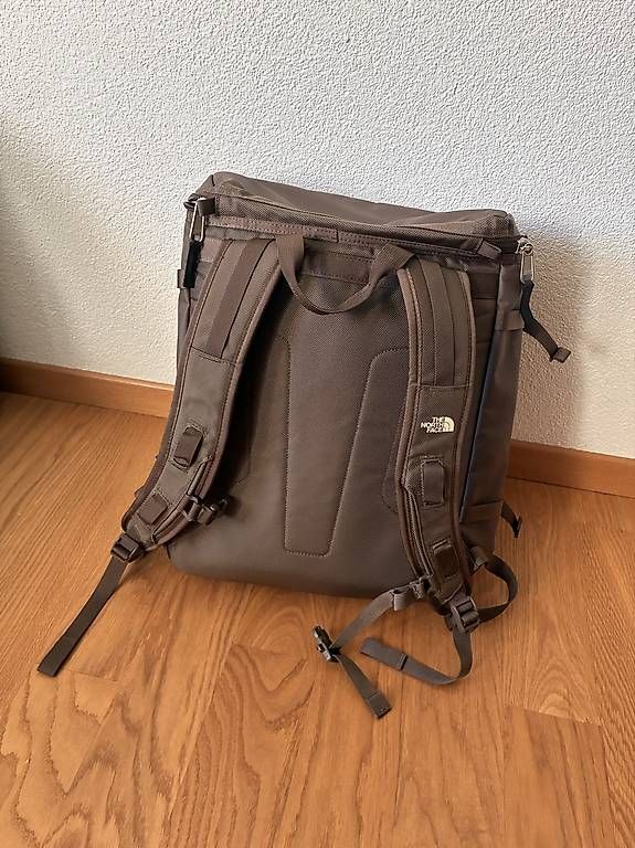 North Face Borse: Northface Fuse 30L Rucksack – Usato da Oetwil a.d. Limmat venduto da darkestsideofthemoon 1