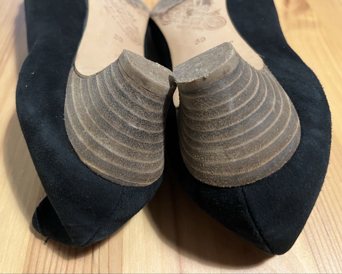 Scarpe da donna: Homers Pumps schwarz 39 – Usato da Adligenswil venduto da Farfallla 4