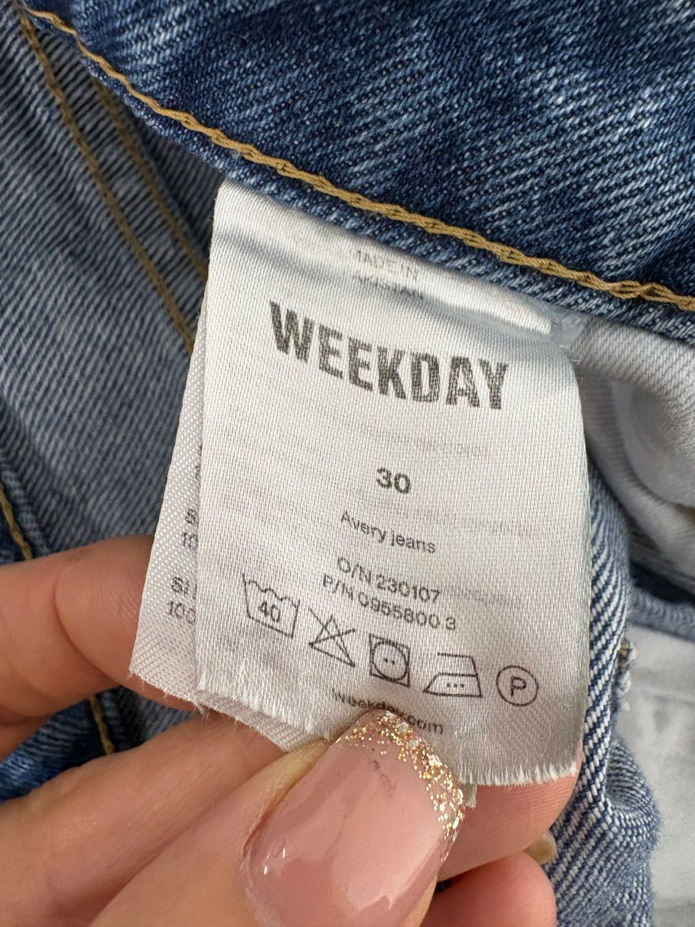 Weekday Jeans: Weekday "Avery" Jeans flared blau gerade Gr. 30 – Nuovo (secondo la descrizione) da Regensdorf venduto da secondchancefashion 5