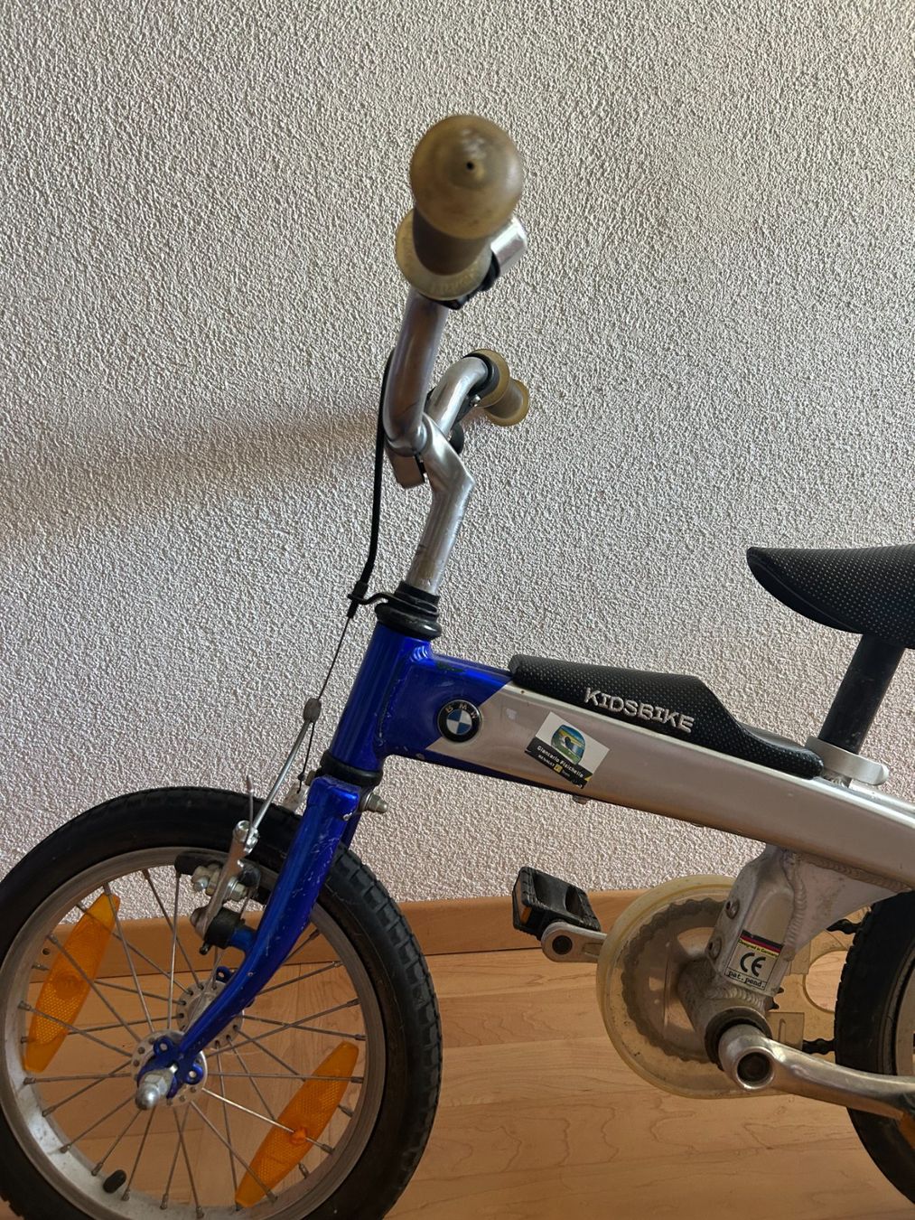 BMW Veicoli per bambini: Kinderlaufrad und Kinderfahrrad – Usato da Gebenstorf venduto da Musicat01 2
