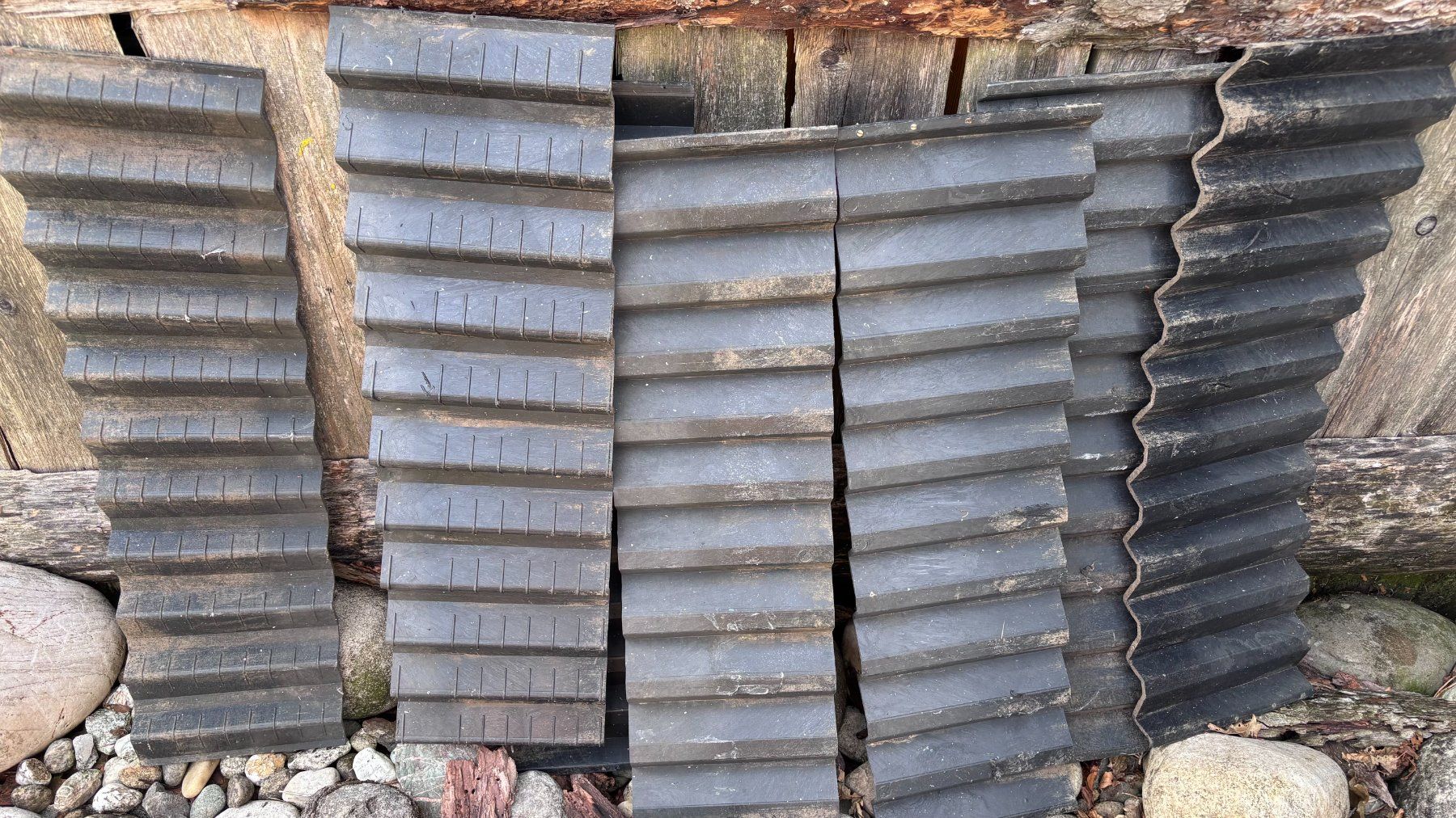 Bodenbeläge: 14 Rasenkanten 83x24 – Gebraucht aus Wangen b. Olten von Broesmeli1 2
