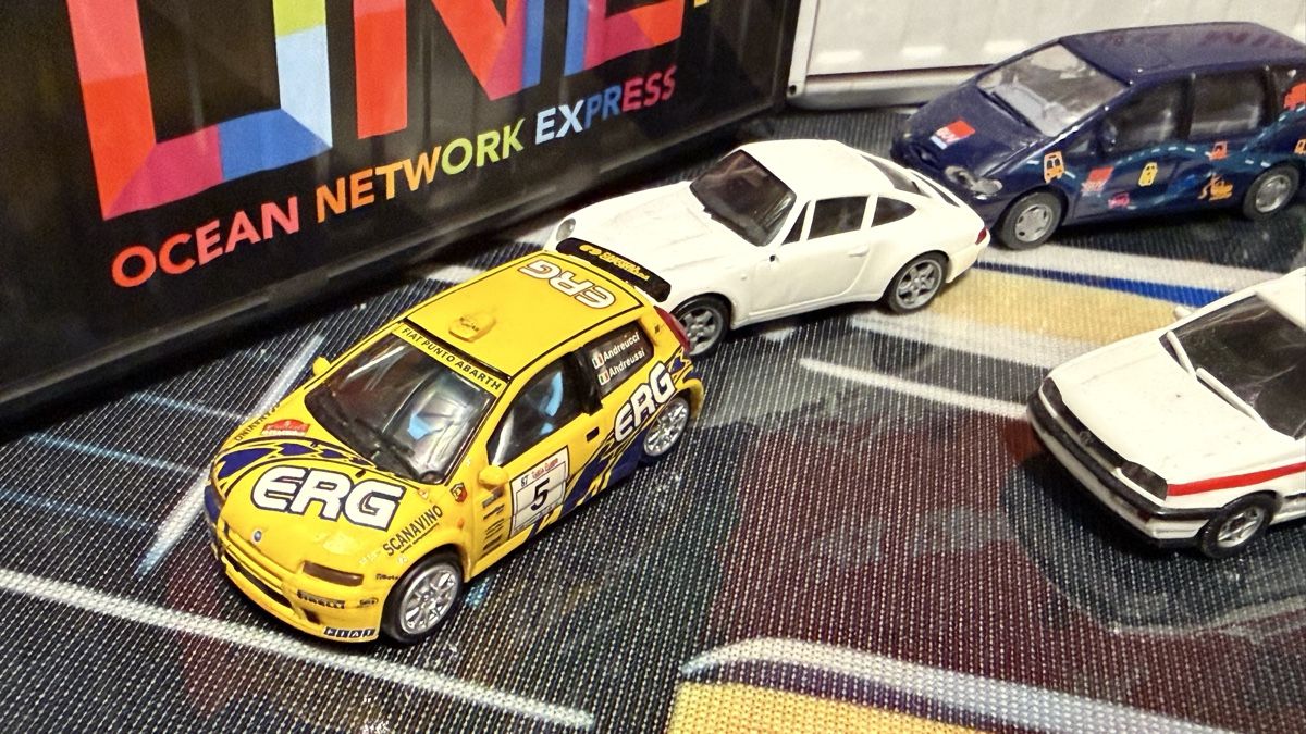 Modellautos: 11  1:87 Modell Cars – Gebraucht aus Basel von Zomeg 8